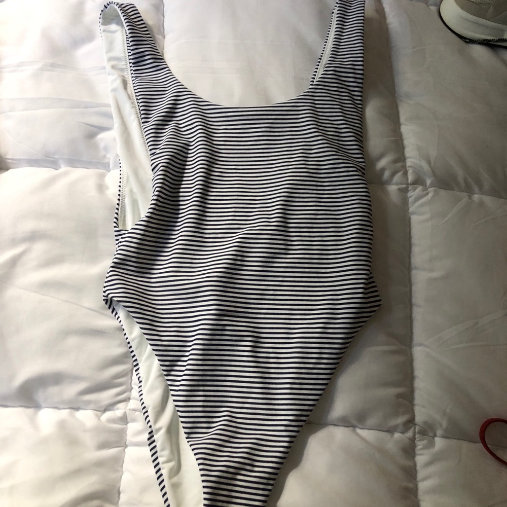 aerie one piece (new with tags)